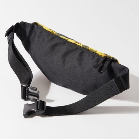 NWT Nike plaid hip pack - Picture 6 of 8